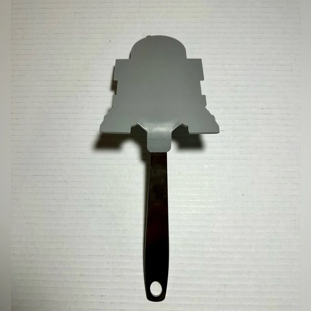 Williams Sonoma Star Wars Spatula R2-D2 Flexible Spatula Heat Resistant‎ NWOT
